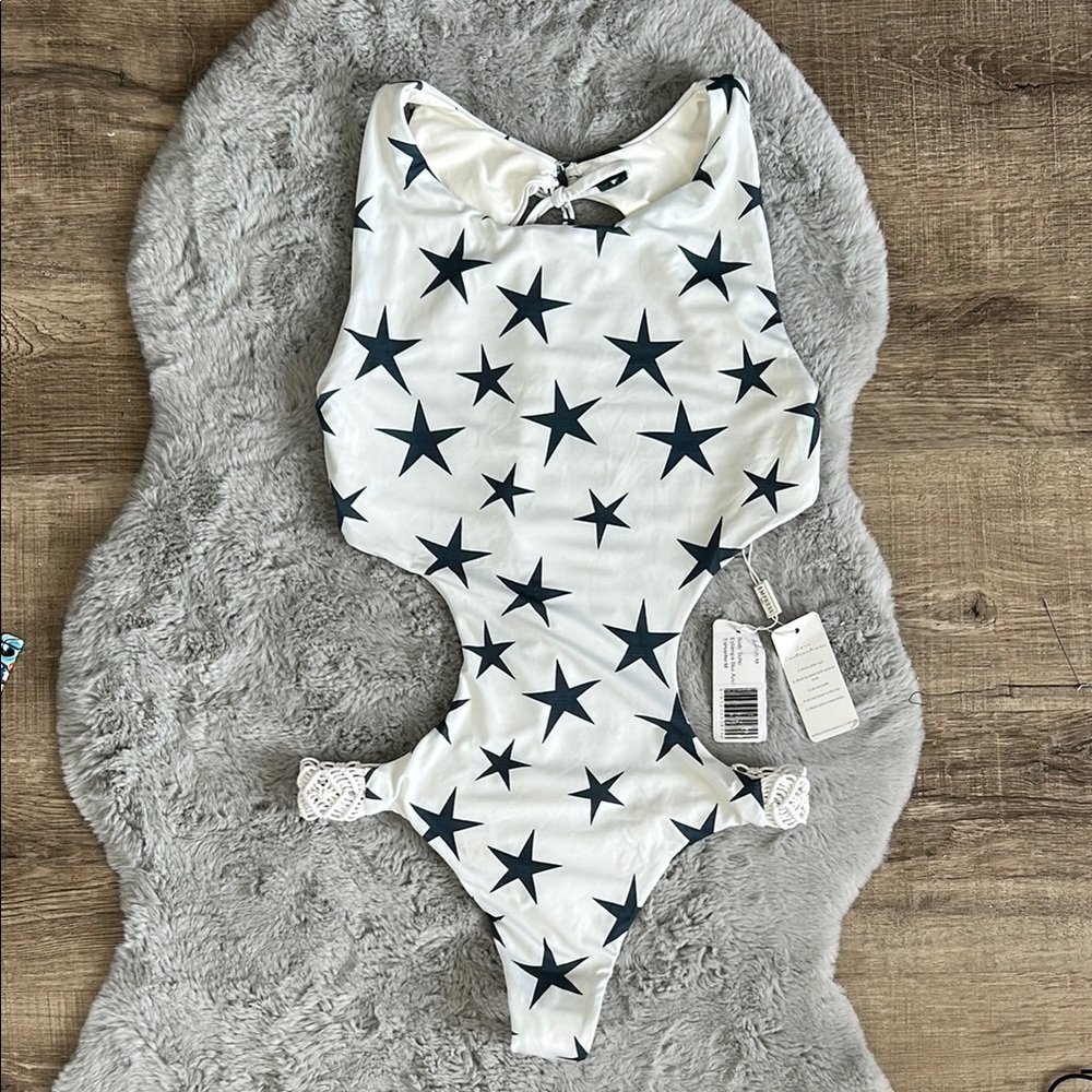 NWT Empress Brasil Star Print One Piece Swimsuit M